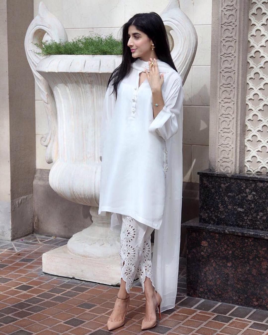 How To Style White Shalwar Kameez Top 7 Style Tips For Ethnic Women